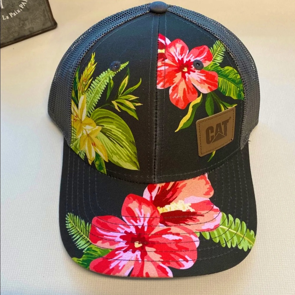 Caterpillar Mesh Hat - Hawaiian Print